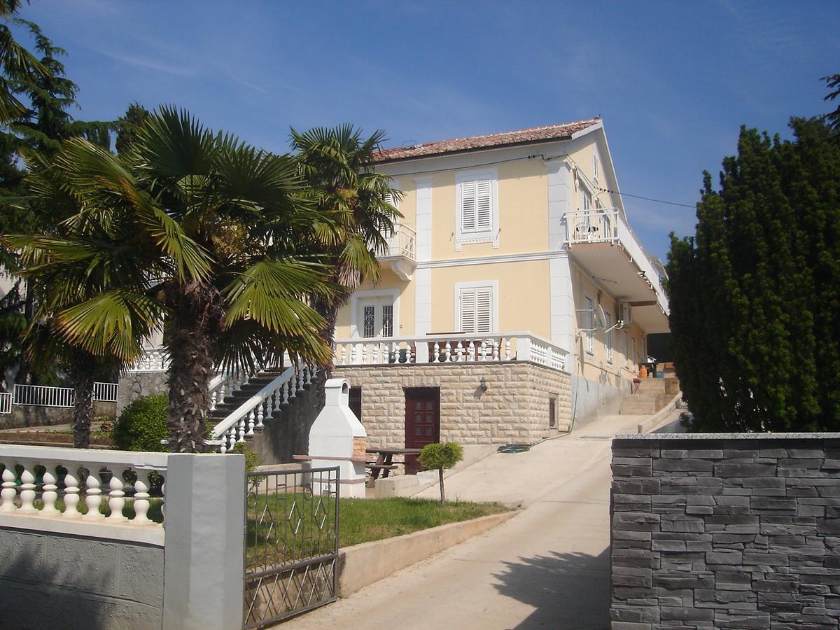 Apartments Margarita Malinska Exterior foto